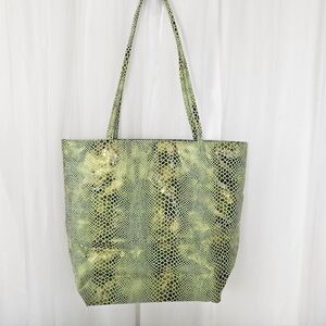 Bags By Pinky Green Gold Metallic Snakeskin Large Tote Bag